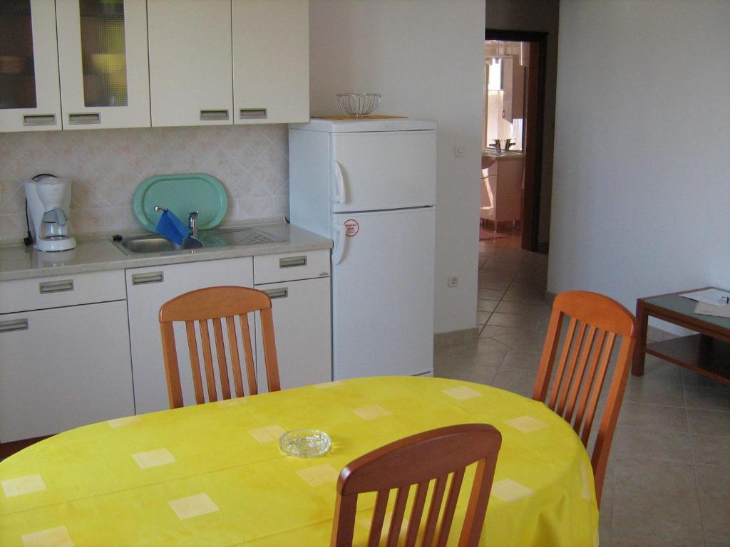 Apartments Bogovic Malinska Zimmer foto